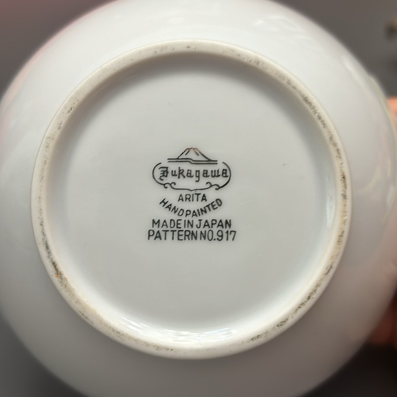 Vintage Sugar Bowl with Lid Fukagawa Arita Japan MCM Porcelain White and Silver - Picture 7 of 8